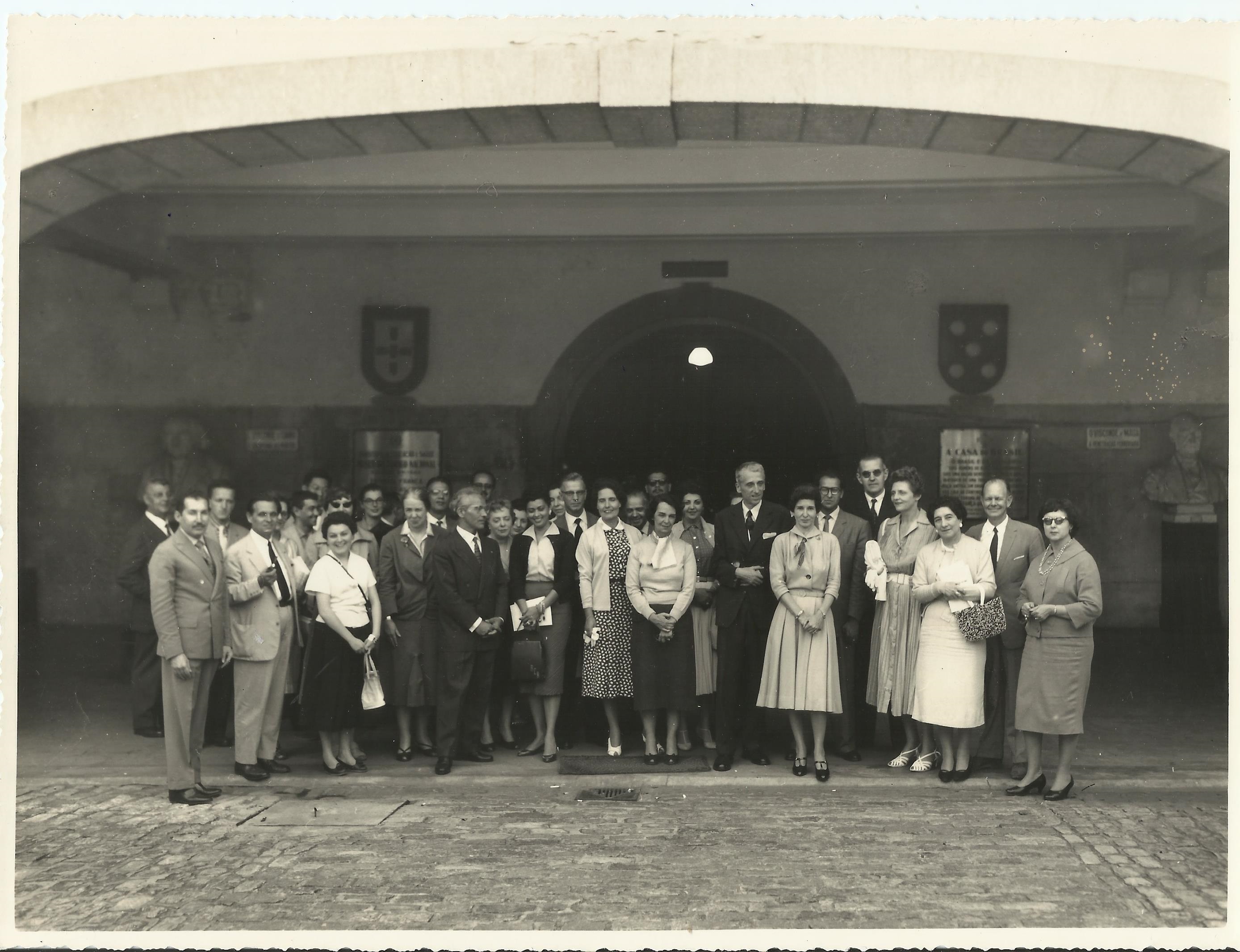60 anos atrás: participantes do Seminário Regional da Unesco no Rio em vista ao MHN em 1958