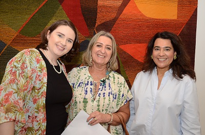 Joana Martins, do Instituto Cultural Vale; Heleny Castro, da AAMHN e Conde