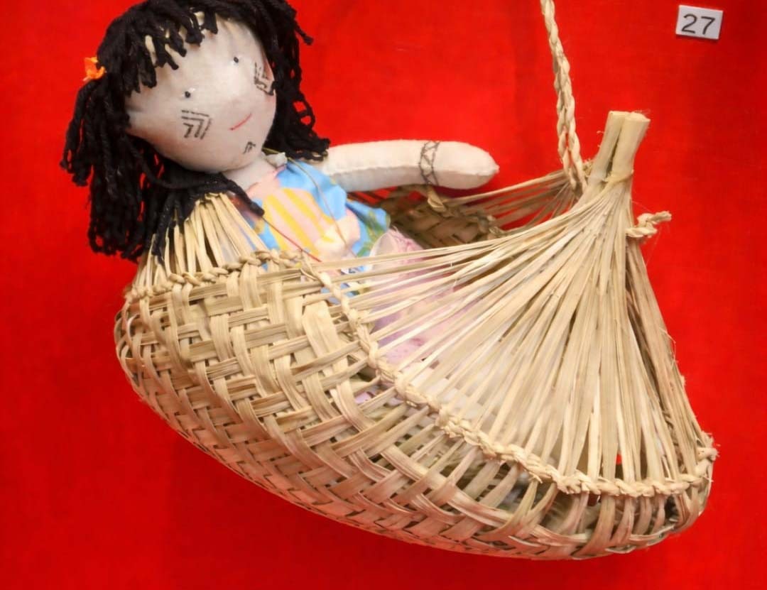 Dia dos Povos Indígenas com itens de “Îandé”